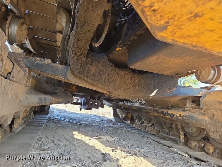 image for item EE7815 1974 Caterpillar  D6C crawler tractor