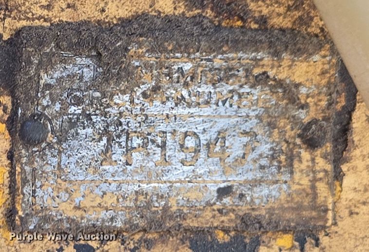 image for item EE7815 1974 Caterpillar  D6C crawler tractor