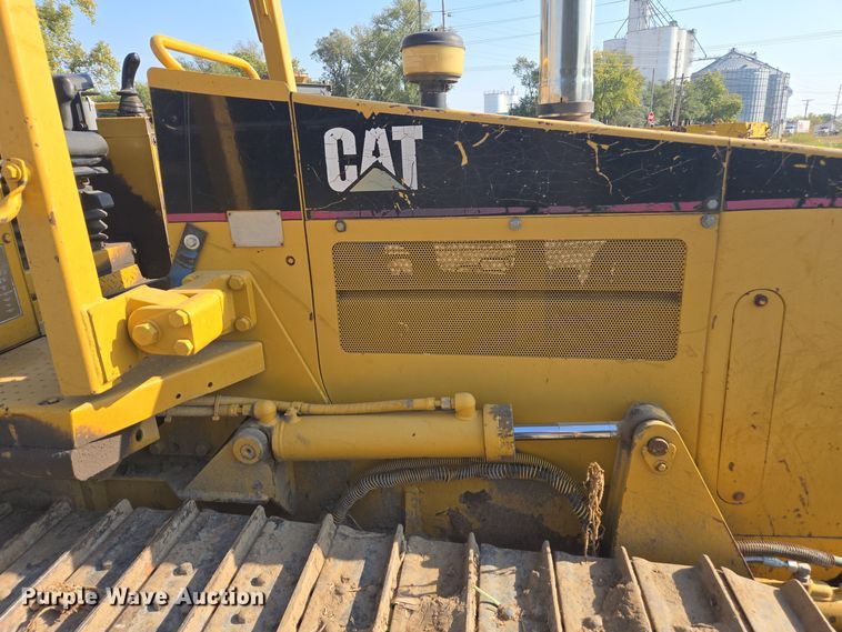 image for item EE7816 1998 Caterpillar  D4C dozer