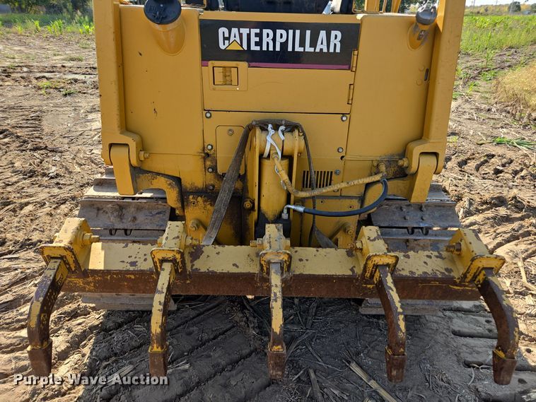 image for item EE7816 1998 Caterpillar  D4C dozer