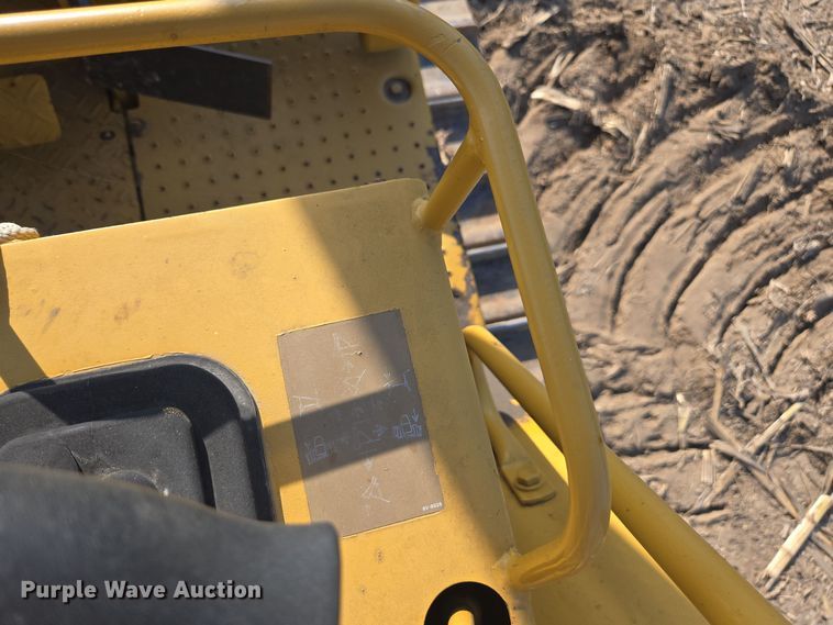 image for item EE7816 1998 Caterpillar  D4C dozer