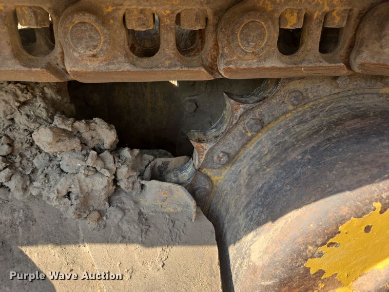 image for item EE7816 1998 Caterpillar  D4C dozer