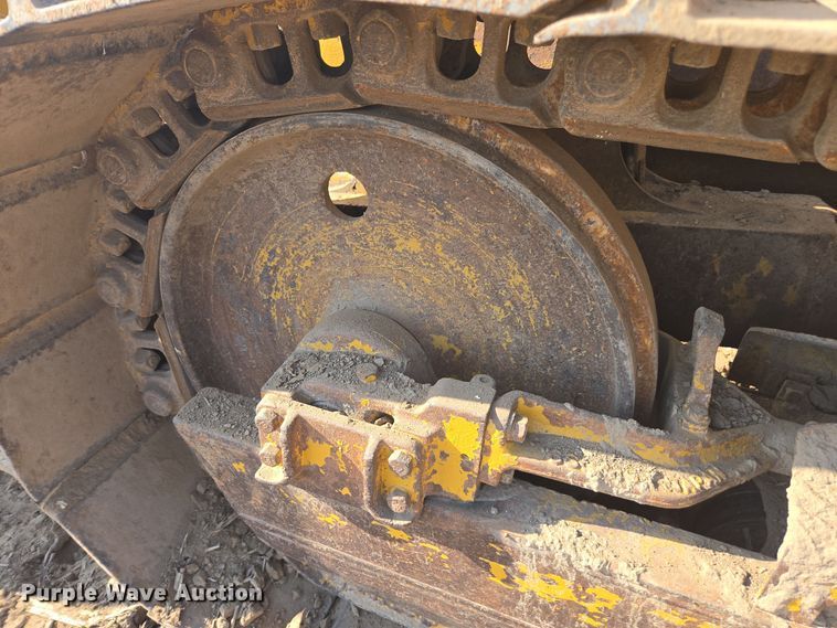 image for item EE7816 1998 Caterpillar  D4C dozer