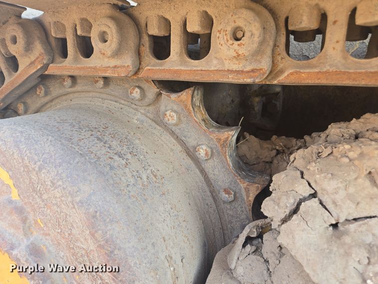 image for item EE7816 1998 Caterpillar  D4C dozer