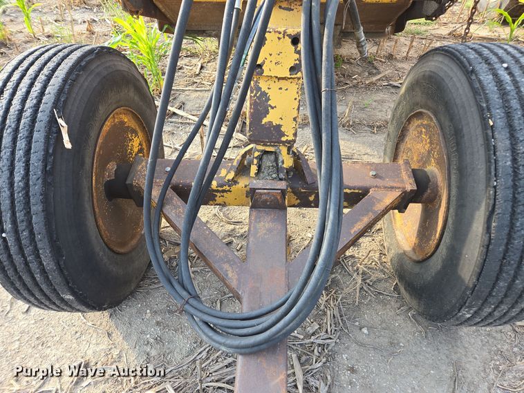 image for item EE7818 Laplant Choate scraper