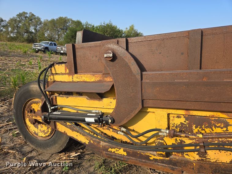 image for item EE7818 Laplant Choate scraper