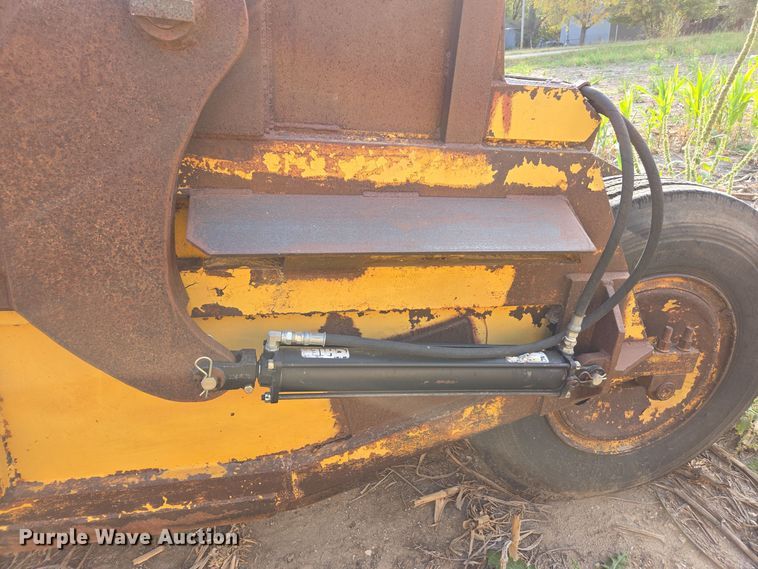 image for item EE7818 Laplant Choate scraper