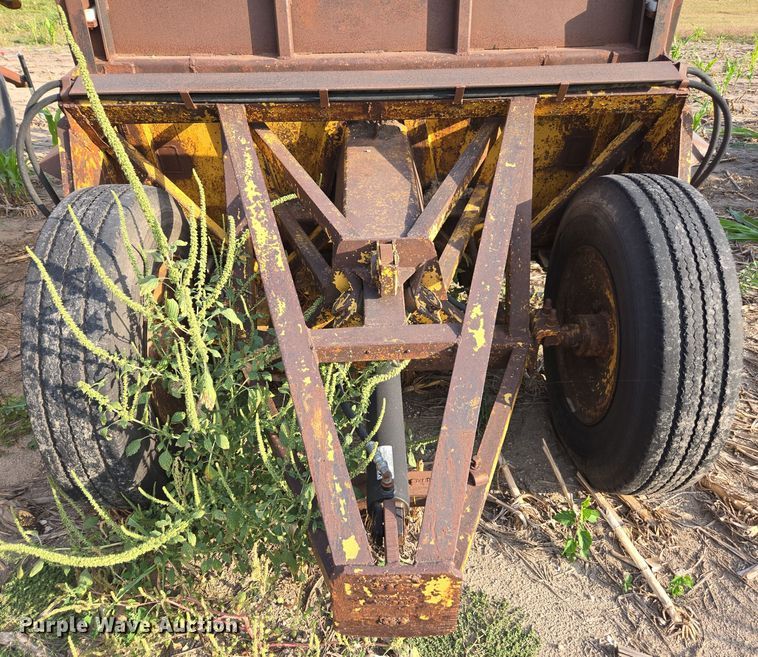 image for item EE7818 Laplant Choate scraper