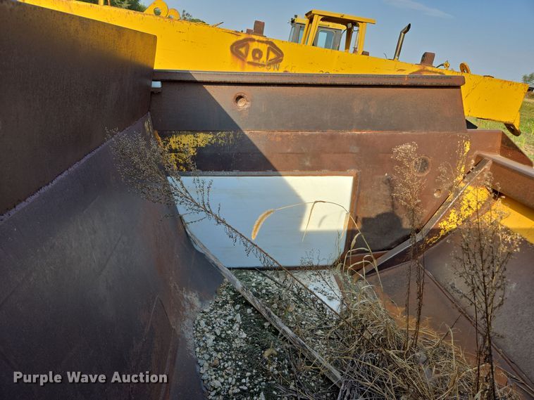 image for item EE7818 Laplant Choate scraper