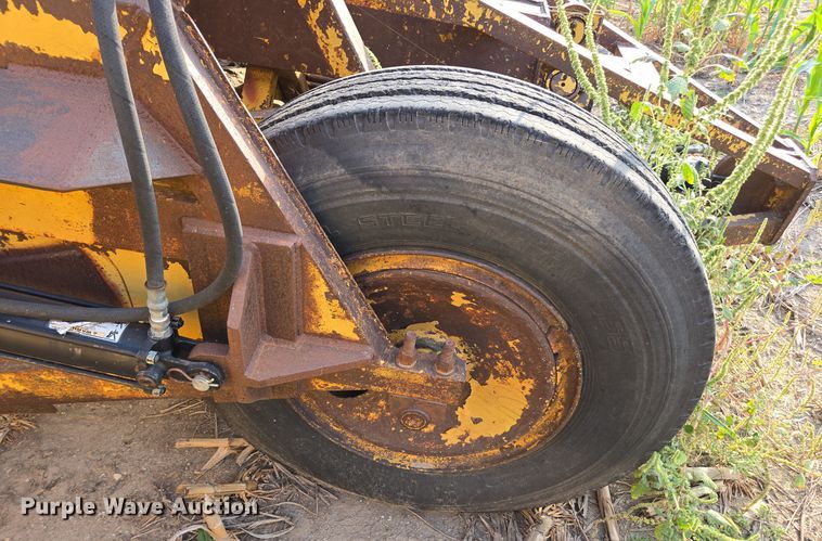 image for item EE7818 Laplant Choate scraper