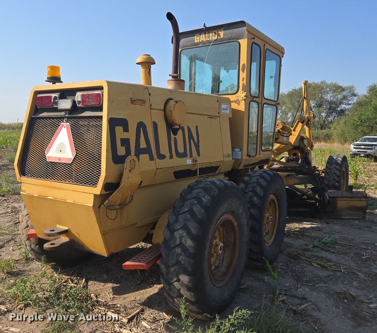 image for item EE7821 1987 Galion A400E motor grader