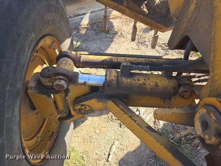 image for item EE7821 1987 Galion A400E motor grader