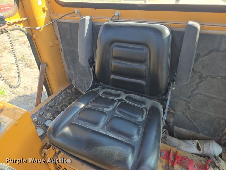 image for item EE7821 1987 Galion A400E motor grader