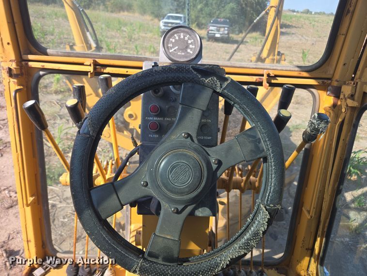 image for item EE7821 1987 Galion A400E motor grader