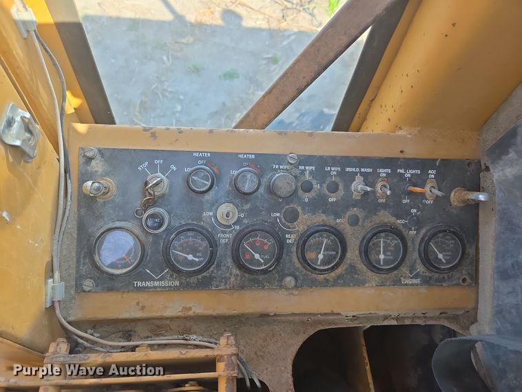 image for item EE7821 1987 Galion A400E motor grader