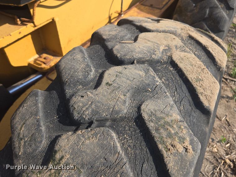 image for item EE7821 1987 Galion A400E motor grader