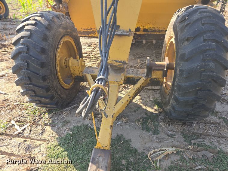 image for item EE7822 Soil Mover scraper