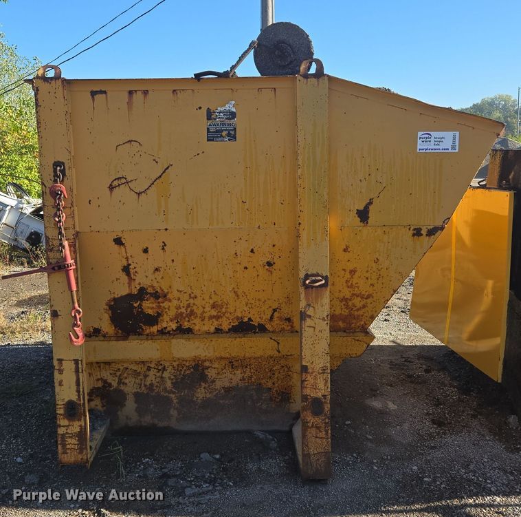 image for item EE8531 Paver hopper insert