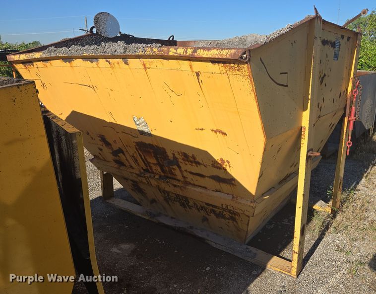 image for item EE8531 Paver hopper insert