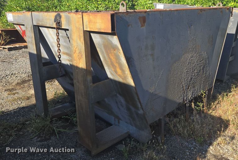 image for item EE8532 Paver hopper insert 