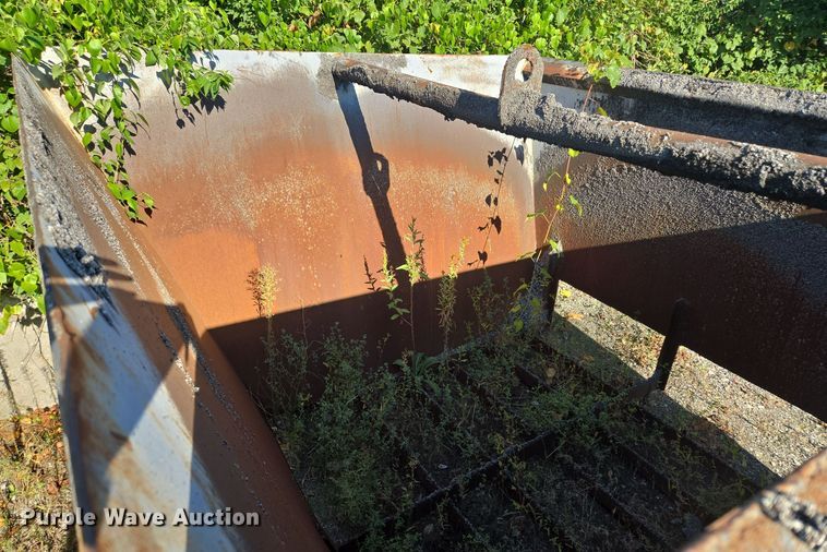 image for item EE8533 Paver hopper insert 