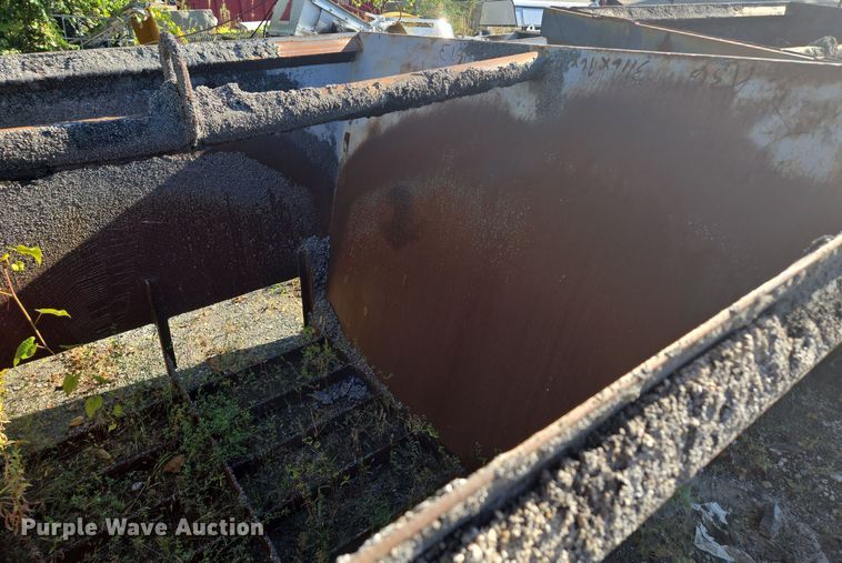 image for item EE8533 Paver hopper insert 