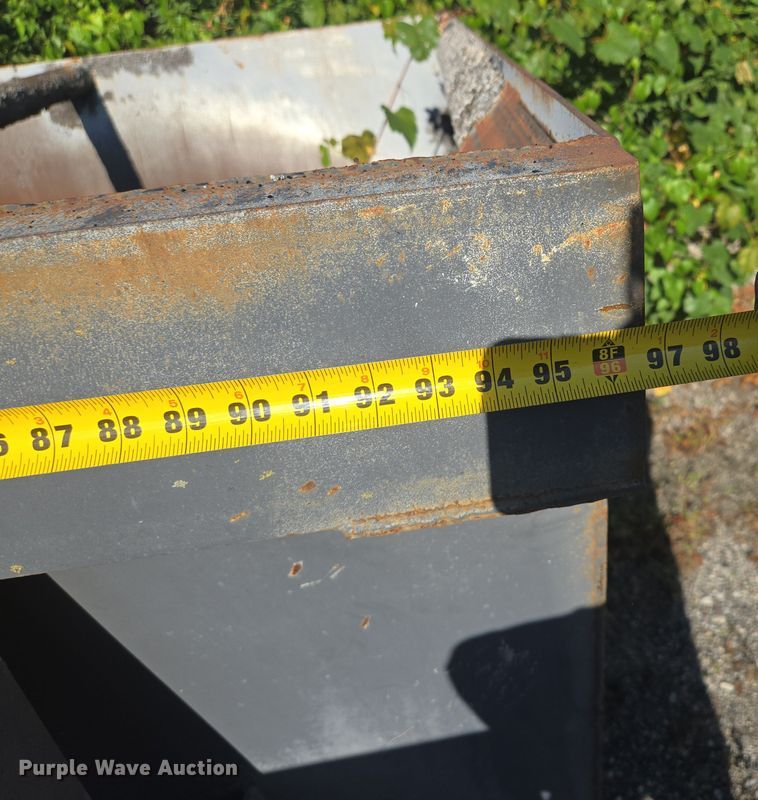 image for item EE8533 Paver hopper insert 