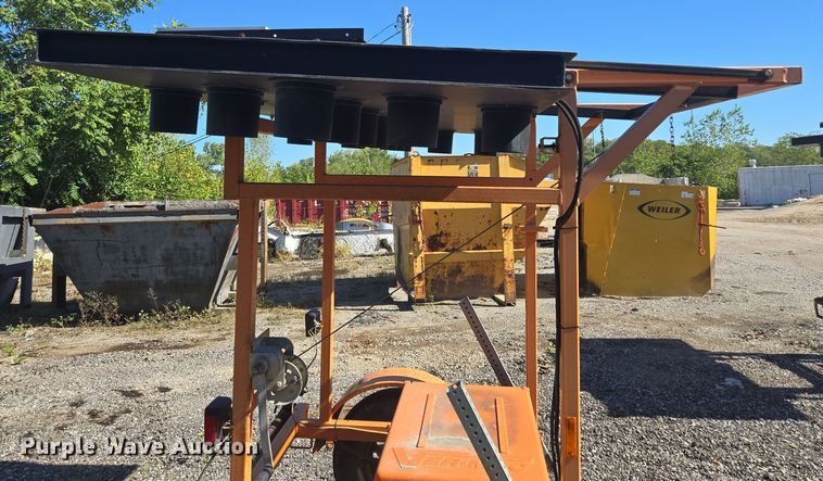 image for item EE8536 2008 Ver-Mac  ST-4815 arrow board trailer