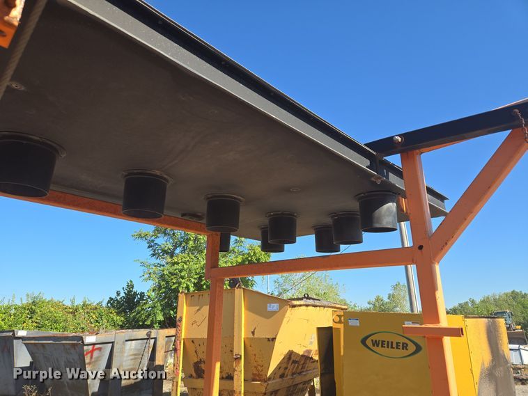 image for item EE8537 2008 Ver-Mac ST-4815 arrow board trailer