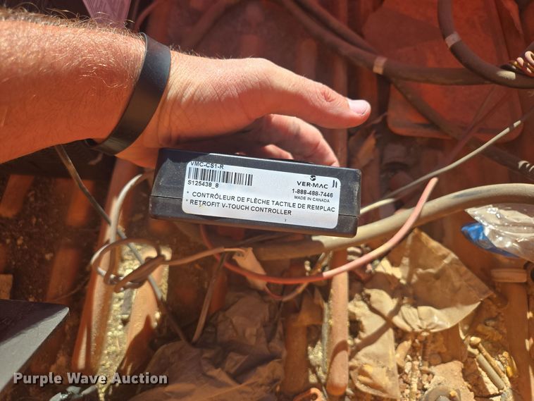 image for item EE8537 2008 Ver-Mac ST-4815 arrow board trailer