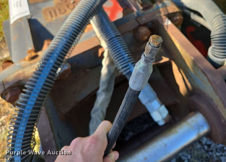 image for item EE8538 Caterpillar H160D breaker 