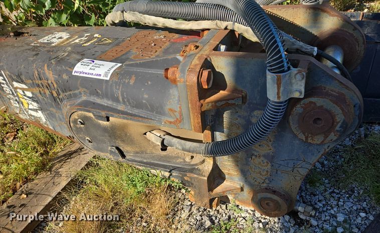 image for item EE8538 Caterpillar H160D breaker 