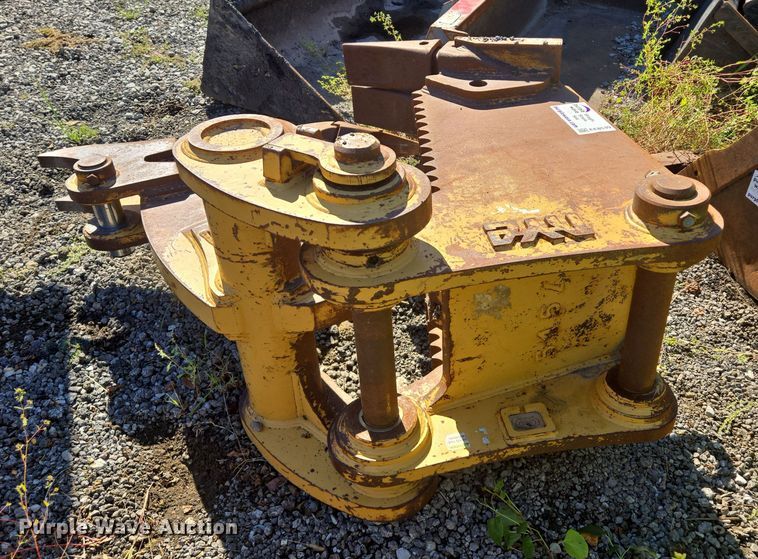 image for item EE8539 NYE SHX 250H stump harvester 