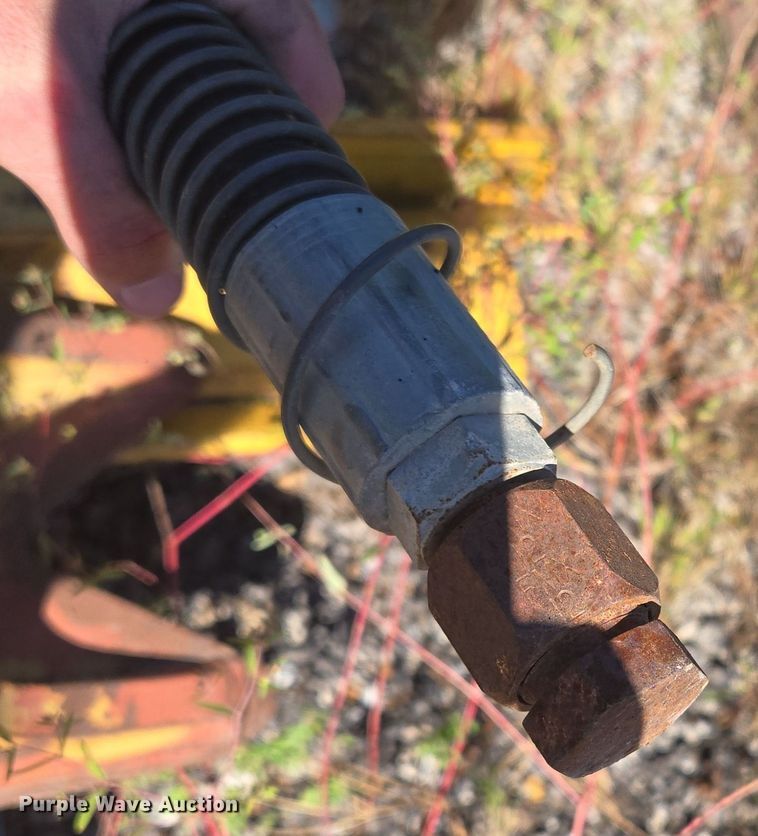 image for item EE8539 NYE SHX 250H stump harvester 