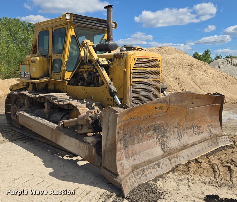 image for item EE8543 1977 Caterpillar  D8K dozer