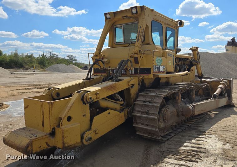image for item EE8543 1977 Caterpillar  D8K dozer
