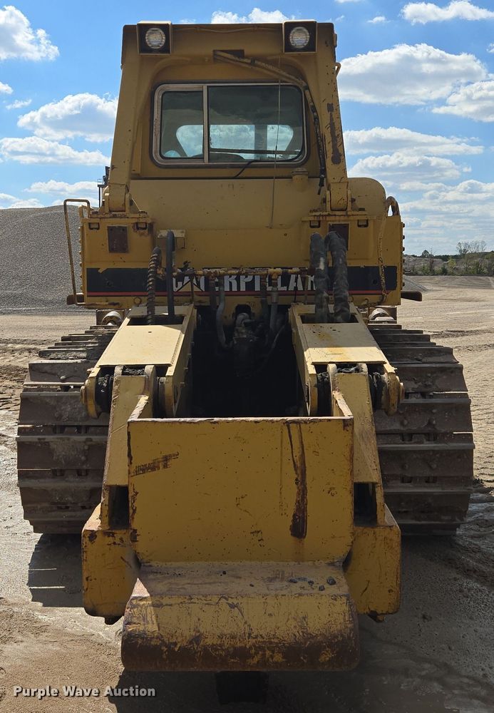 image for item EE8543 1977 Caterpillar  D8K dozer