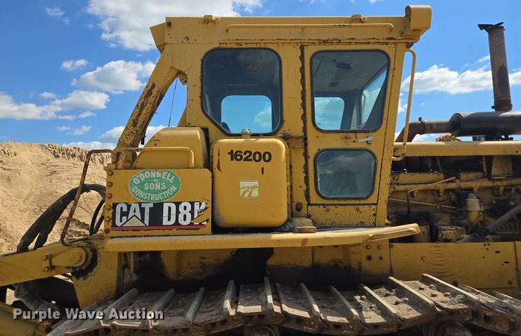 image for item EE8543 1977 Caterpillar  D8K dozer