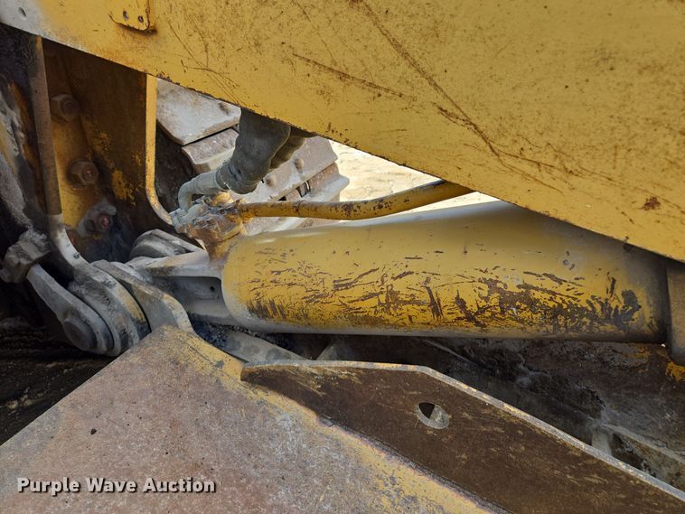 image for item EE8543 1977 Caterpillar  D8K dozer