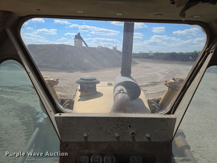 image for item EE8543 1977 Caterpillar  D8K dozer