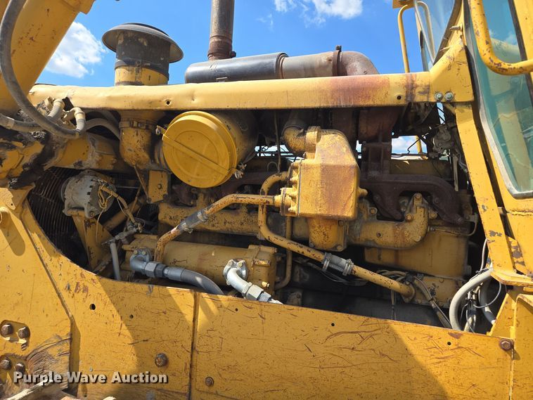 image for item EE8543 1977 Caterpillar  D8K dozer