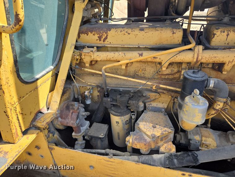 image for item EE8543 1977 Caterpillar  D8K dozer