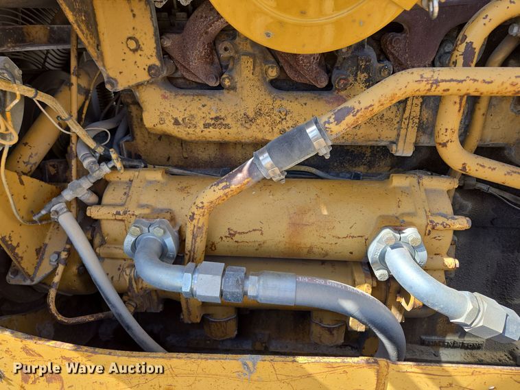 image for item EE8543 1977 Caterpillar  D8K dozer