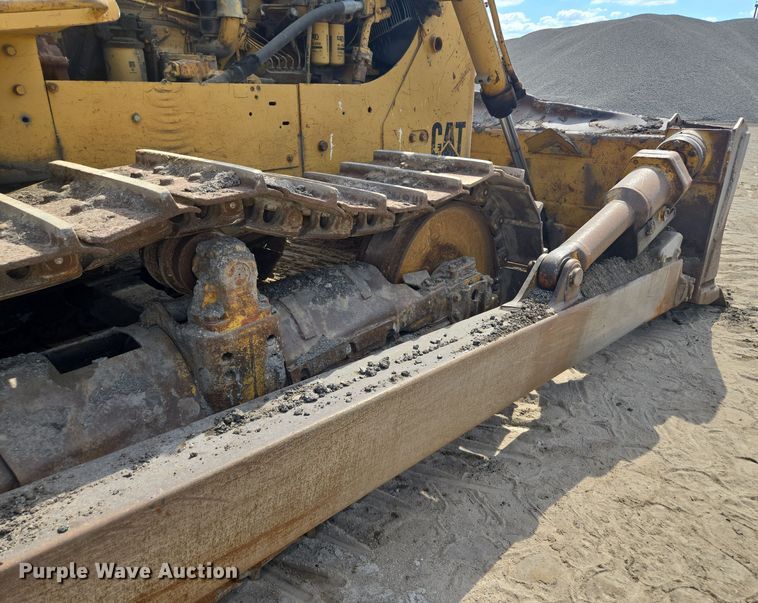 image for item EE8543 1977 Caterpillar  D8K dozer