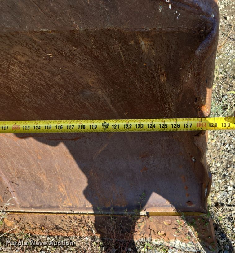 image for item EE8544 1984 Komatsu D65E-7 dozer