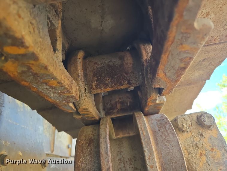 image for item EE8544 1984 Komatsu D65E-7 dozer