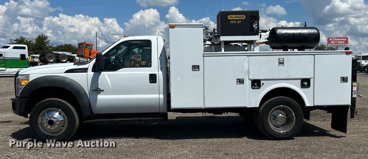 image for item EG0994 2011 Ford F550 Super Duty utility / service truck