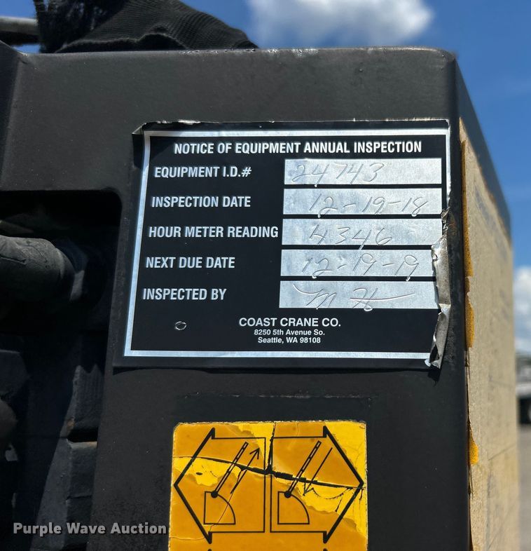 image for item EG0994 2011 Ford F550 Super Duty utility / service truck