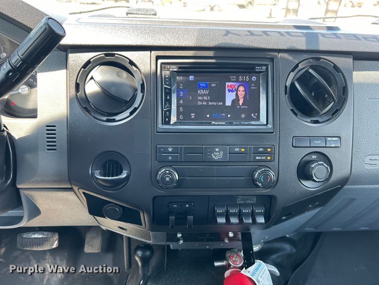 image for item EG0994 2011 Ford F550 Super Duty utility / service truck