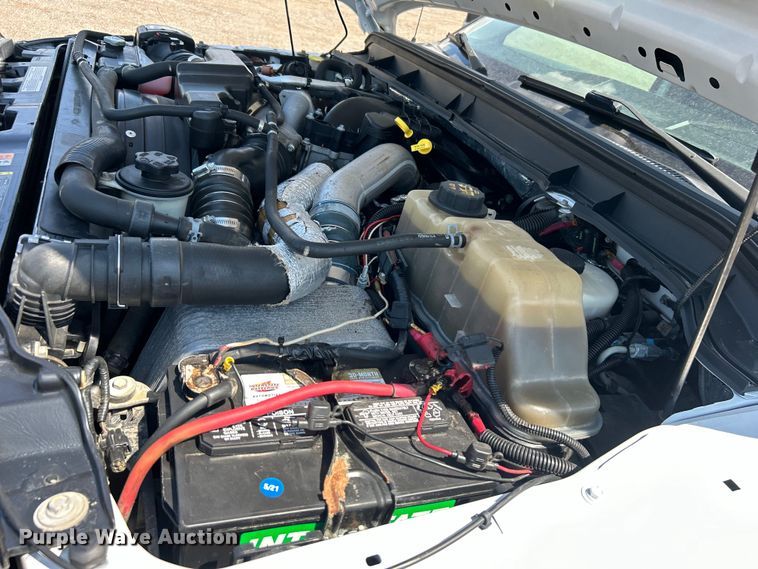 image for item EG0994 2011 Ford F550 Super Duty utility / service truck